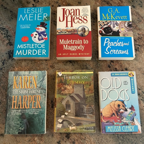 6 book bundle for $10 variety pack good to excellent condition, all 6 pictured - Picture 1 of 1